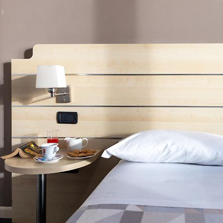 Hotel Giallo Noceto Dış mekan fotoğraf
