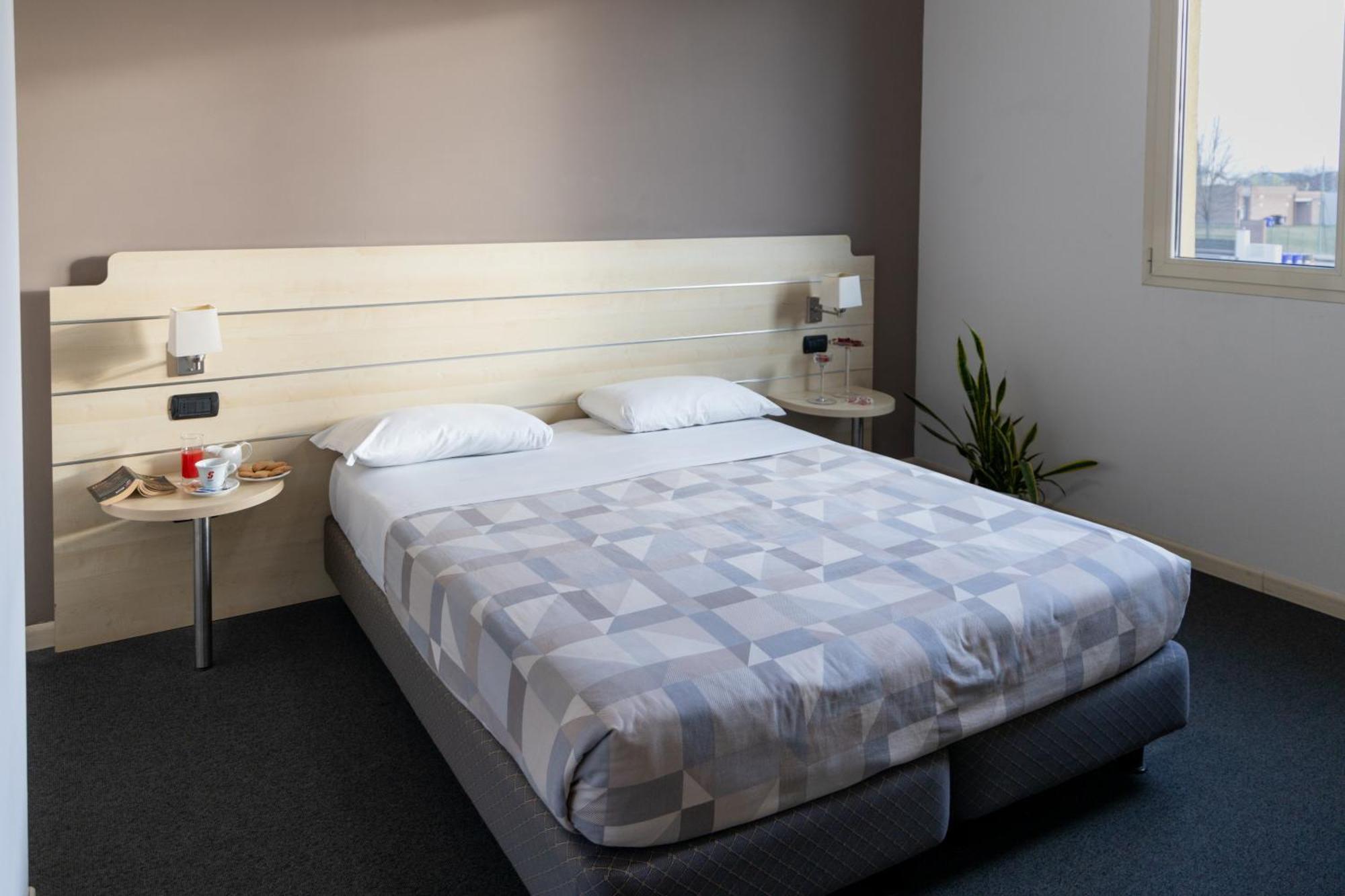 Hotel Giallo Noceto Dış mekan fotoğraf