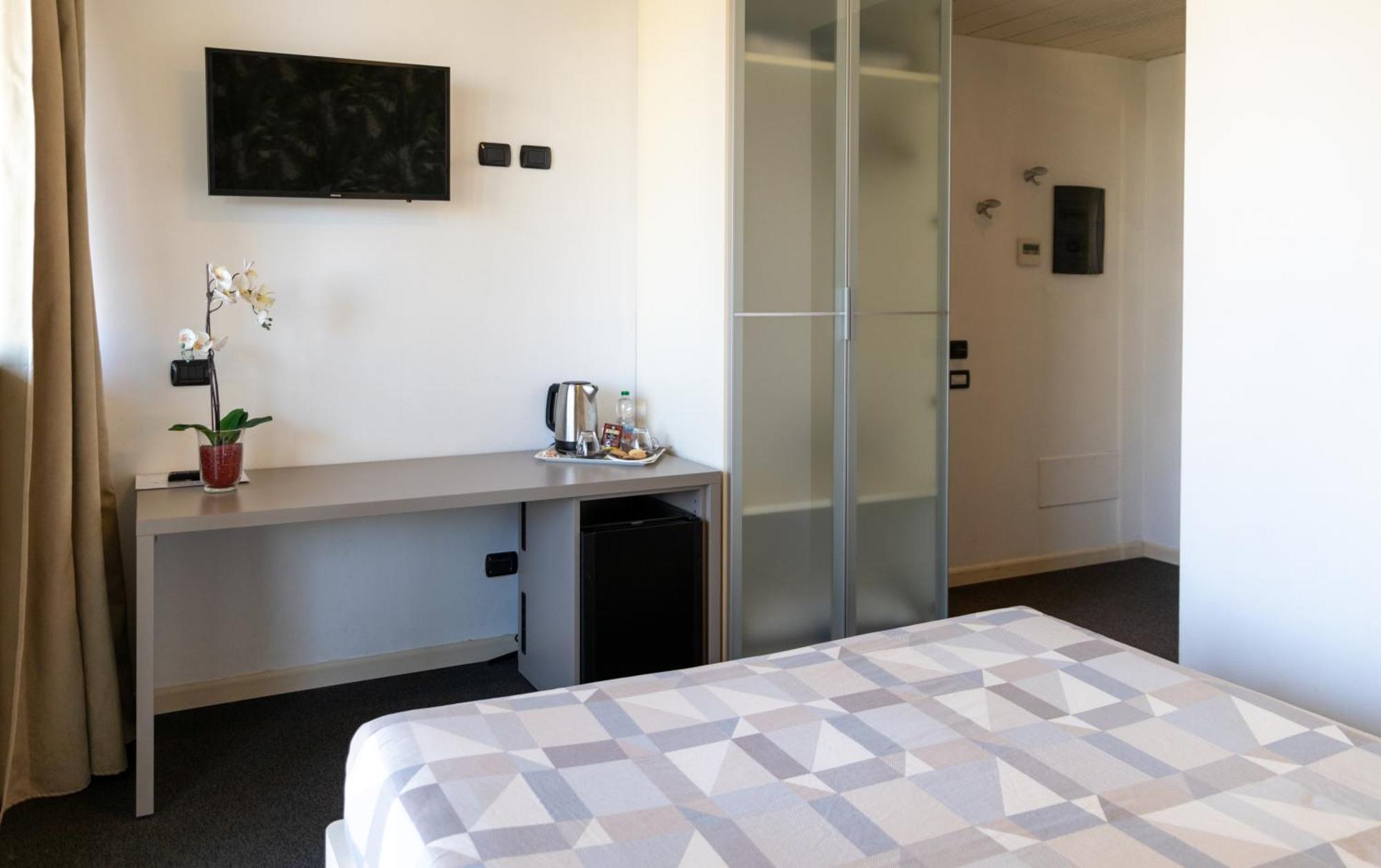 Hotel Giallo Noceto Dış mekan fotoğraf
