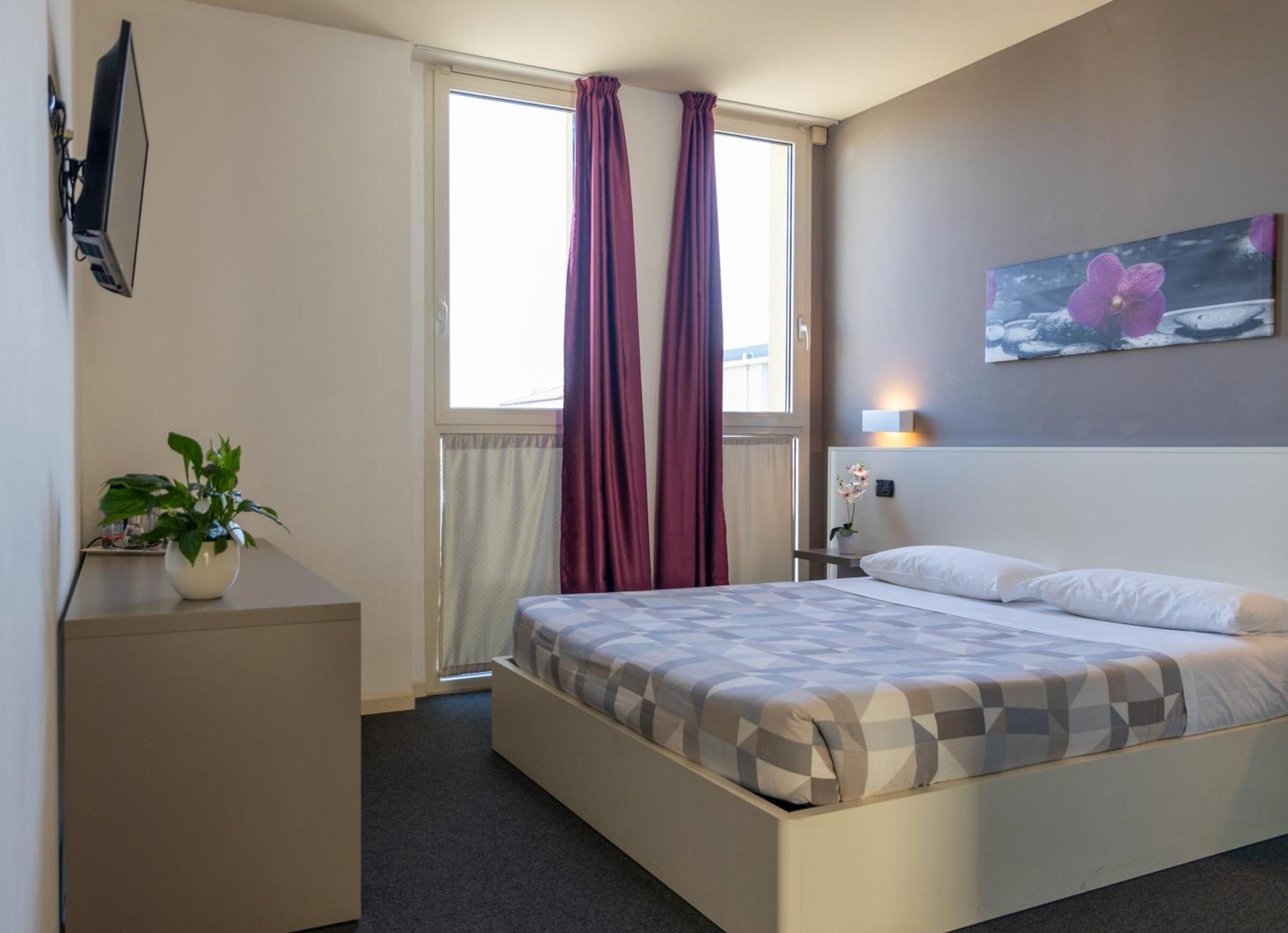 Hotel Giallo Noceto Dış mekan fotoğraf