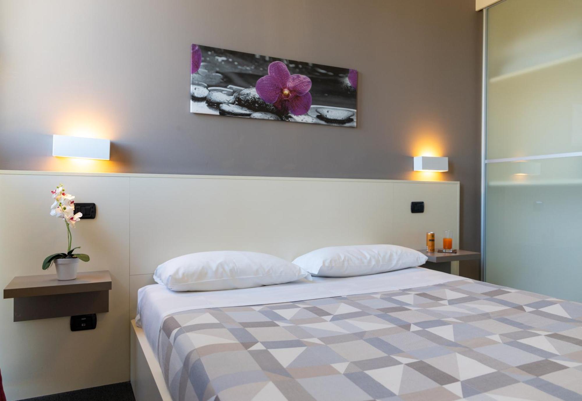 Hotel Giallo Noceto Dış mekan fotoğraf