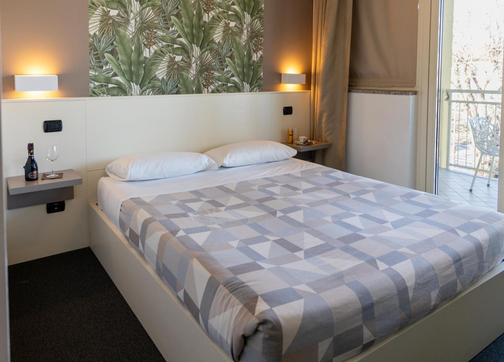 Hotel Giallo Noceto Dış mekan fotoğraf