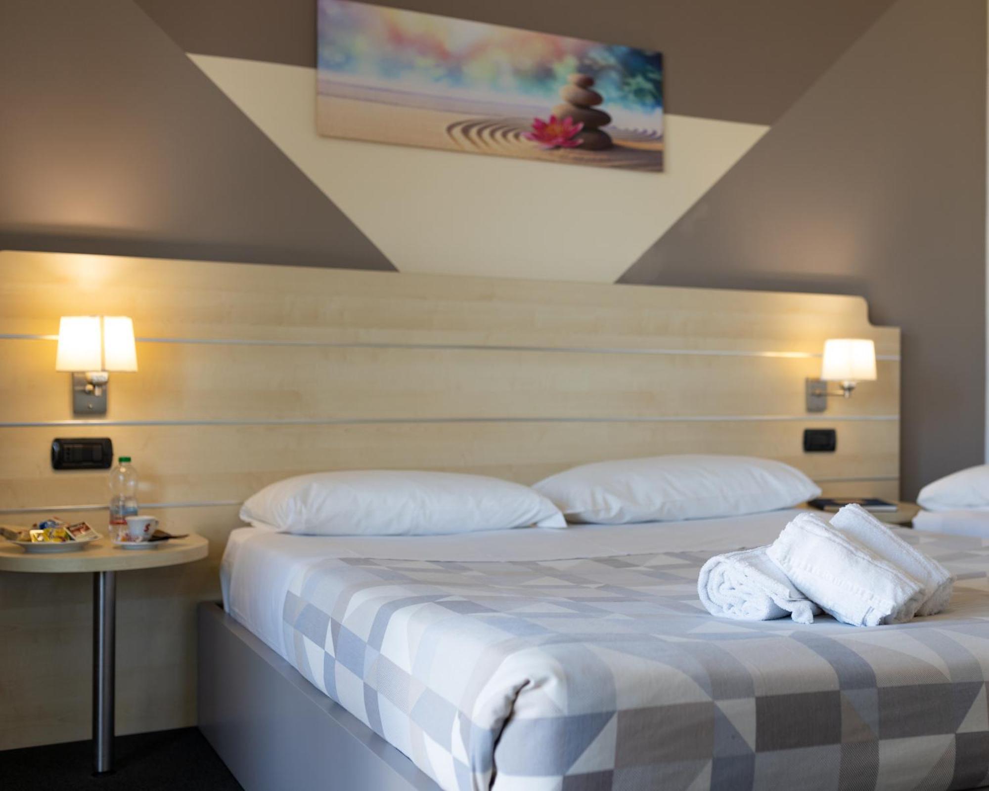 Hotel Giallo Noceto Dış mekan fotoğraf